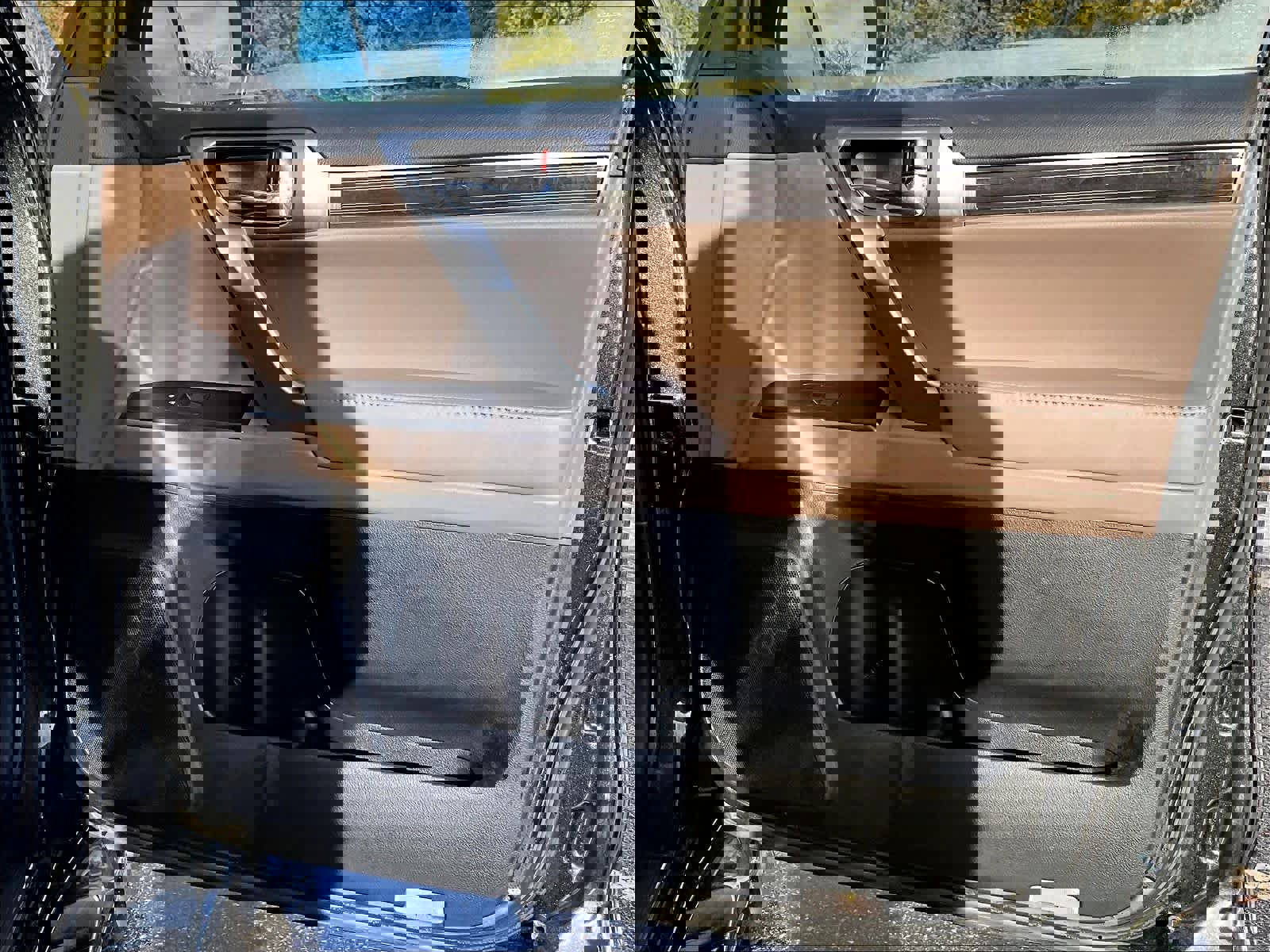 Used 2023 Lexus GX 460 Premium w/ Premium Package image 12