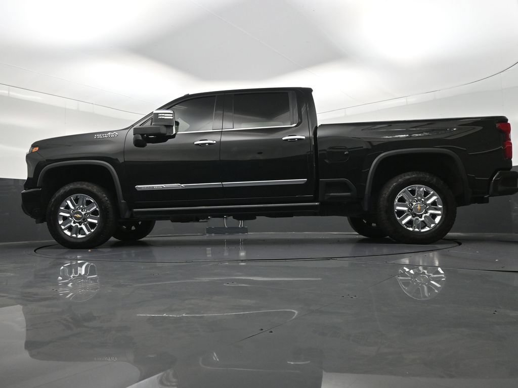 Used 2024 Chevrolet Silverado 2500 High Country w/ High Country Premium Package AWD/4WD image 26