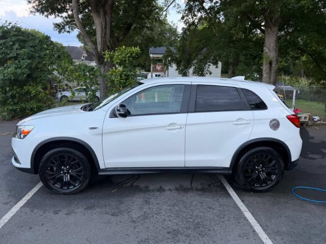 Used 2017 Mitsubishi Outlander Sport LE FWD image 4