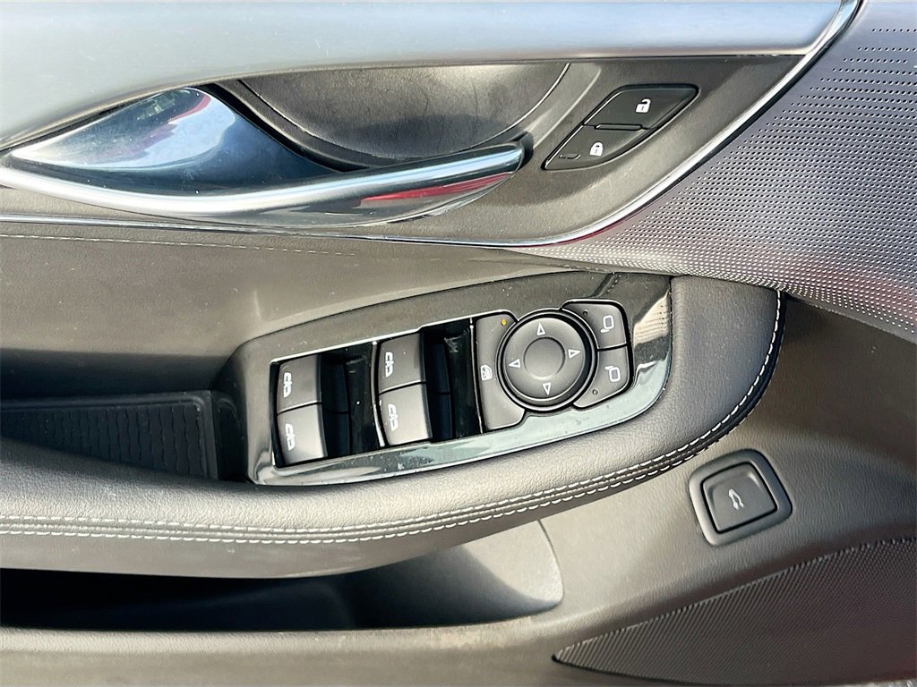 Used 2023 Cadillac CT5 Luxury w/ Sun And Sound Package image 18