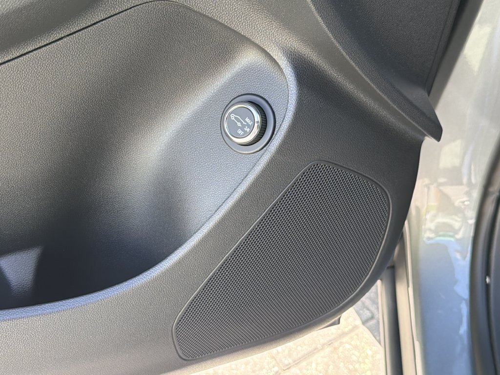 New 2026 Buick Envista Sport Touring w/ Convenience I Package FWD image 22