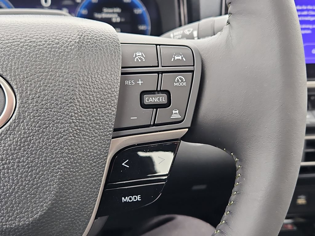 New 2026 Toyota Camry Hybrid AWD/4WD image 18