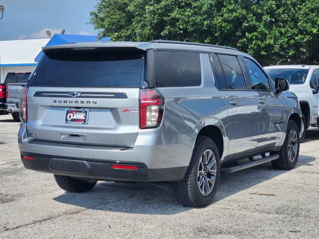 Used 2023 Chevrolet Suburban Z71 w/ Luxury Package AWD/4WD image 7