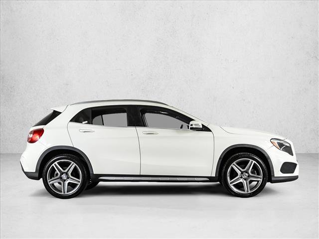 Used 2016 Mercedes-Benz GLA 250 4MATIC image 4
