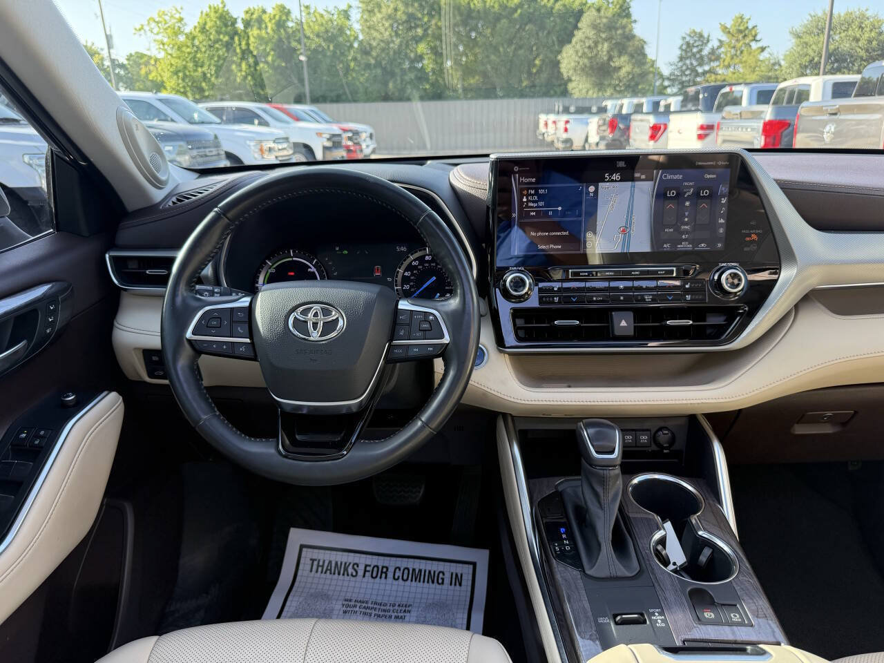 Used 2021 Toyota Highlander Platinum AWD/4WD image 23
