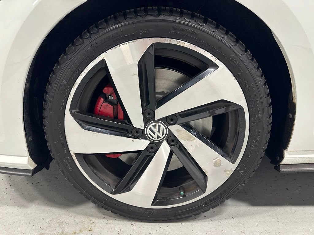 Used 2020 Volkswagen GTI SE FWD image 60