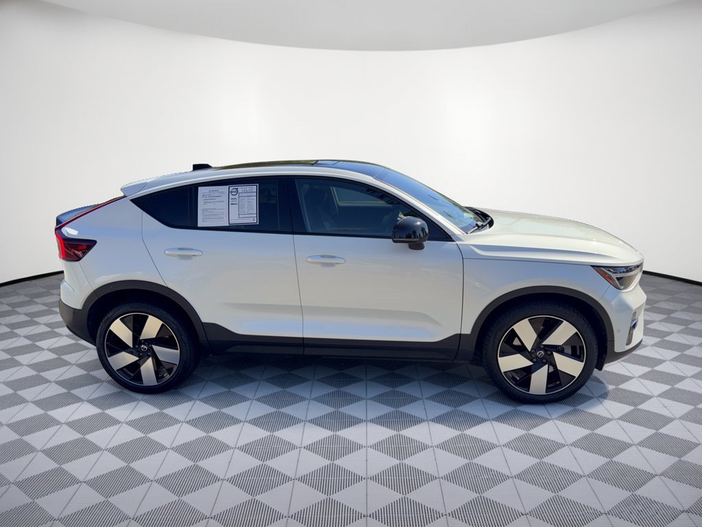 Used 2023 Volvo C40 P8 Recharge Ultimate AWD/4WD image 8