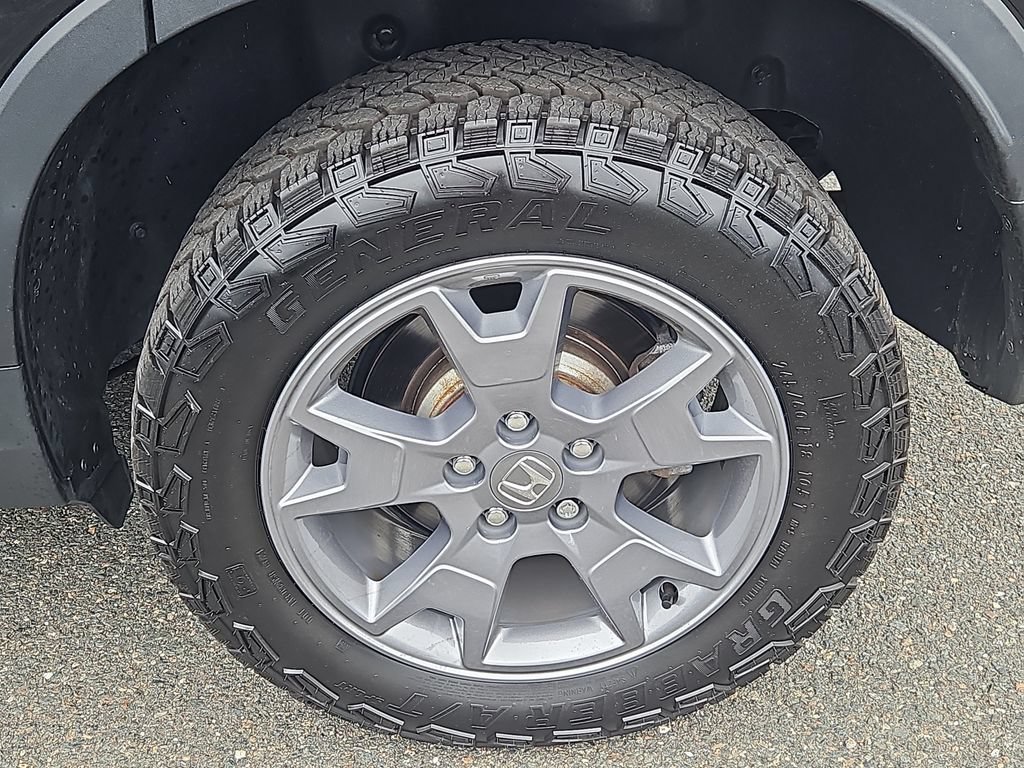 Certified 2025 Honda Passport TrailSport image 8