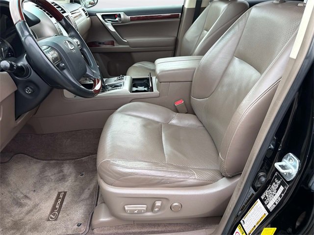 Used 2011 Lexus GX 460 image 21