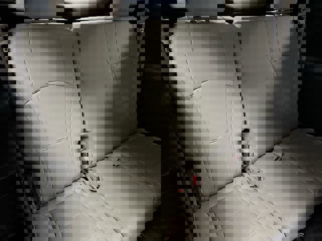 Certified 2020 Buick Enclave Essence w/ Sound and Sites Package FWD image 28