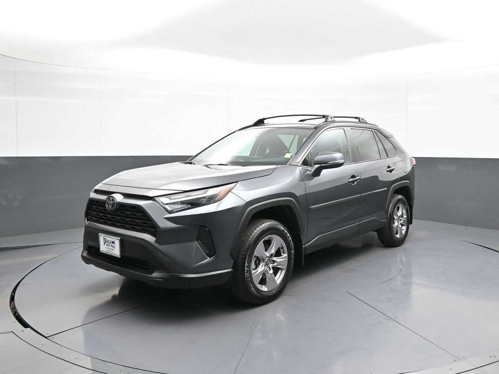 Used 2023 Toyota RAV4 XLE AWD/4WD image 1