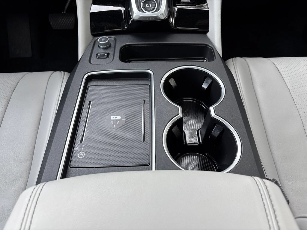 Used 2025 Acura MDX w/ Technology Package FWD image 28