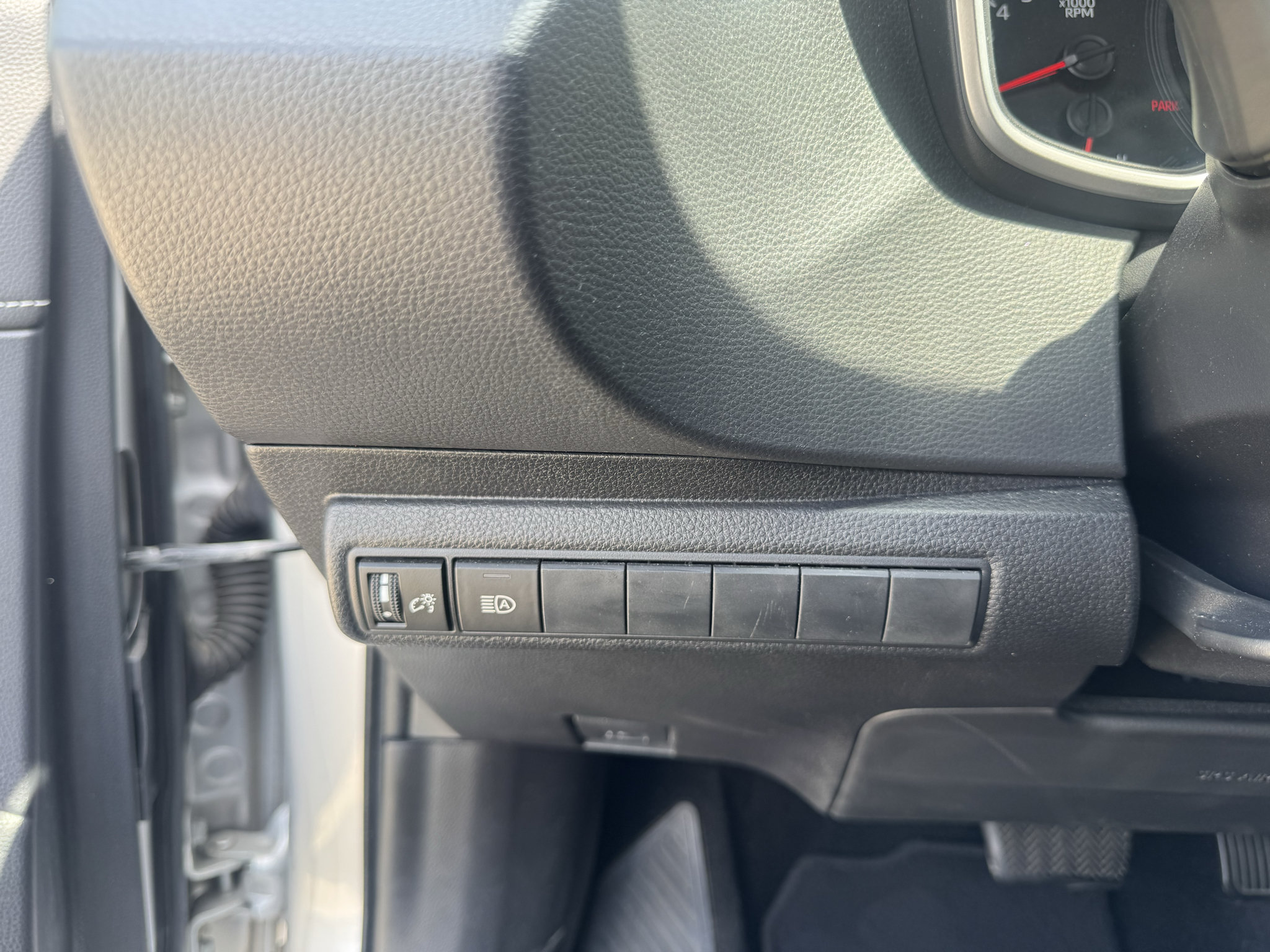 Used 2022 Toyota Corolla SE FWD image 12