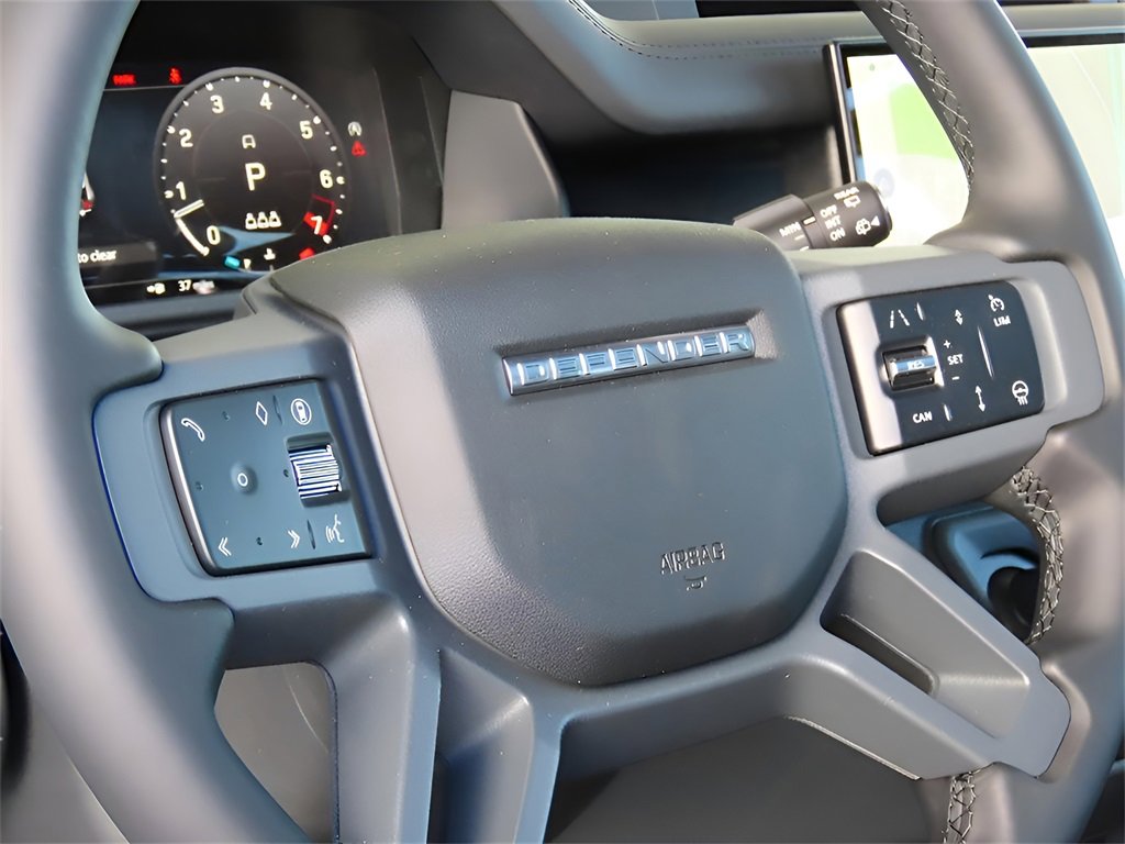 New 2025 Land Rover Defender 90 S image 26