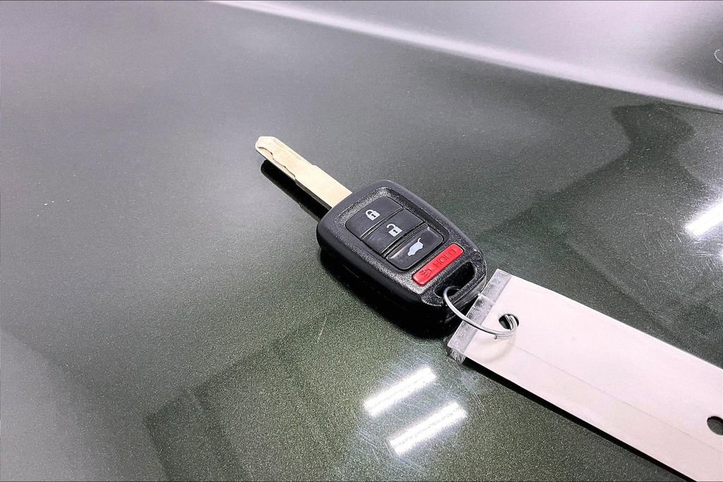 Used 2017 Honda HR-V LX image 13