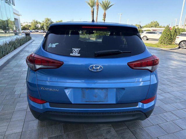 Used 2018 Hyundai Tucson SE w/ Cargo Package FWD image 3