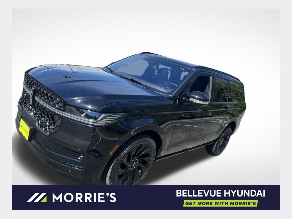 Used 2025 Lincoln Navigator Reserve w/ Jet Appearance Package