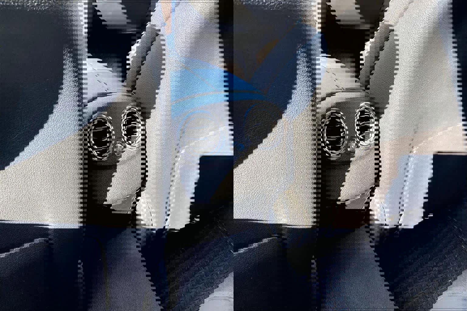 Used 2019 Mercedes-Benz C 300 Sedan image 38