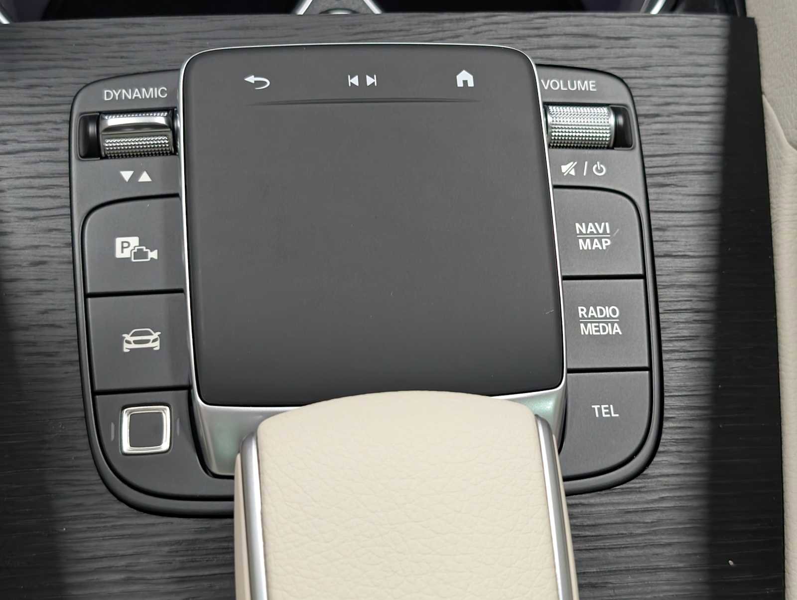 New 2026 Mercedes-Benz GLS 450 4MATIC image 29