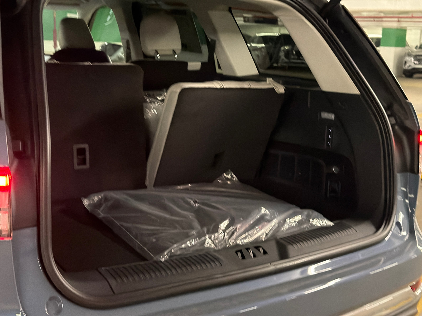 New 2027 Lincoln Aviator AWD image 8