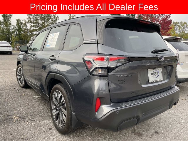 Used 2025 Subaru Forester Touring AWD/4WD image 4
