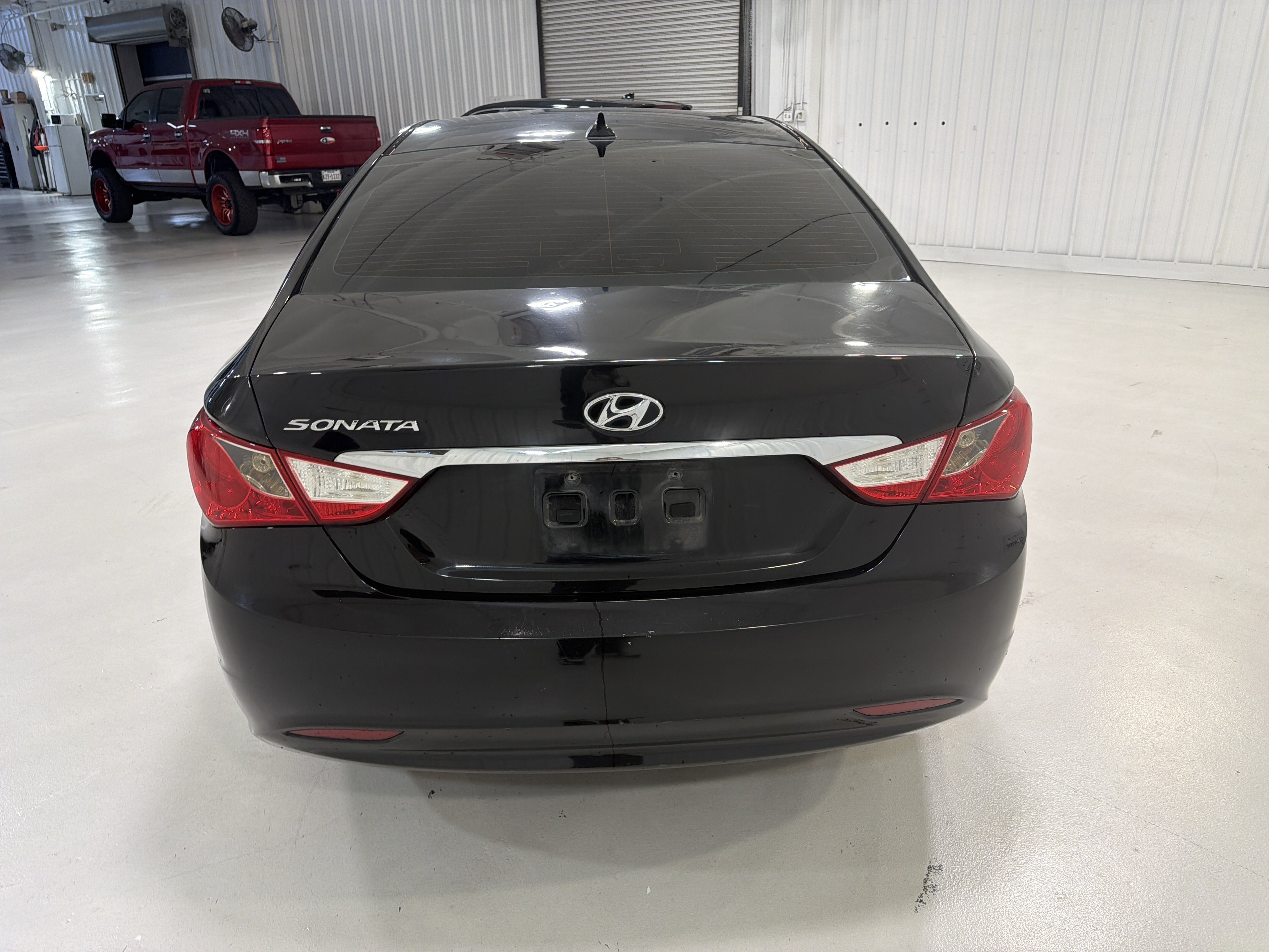 Used 2012 Hyundai Sonata GLS FWD image 4