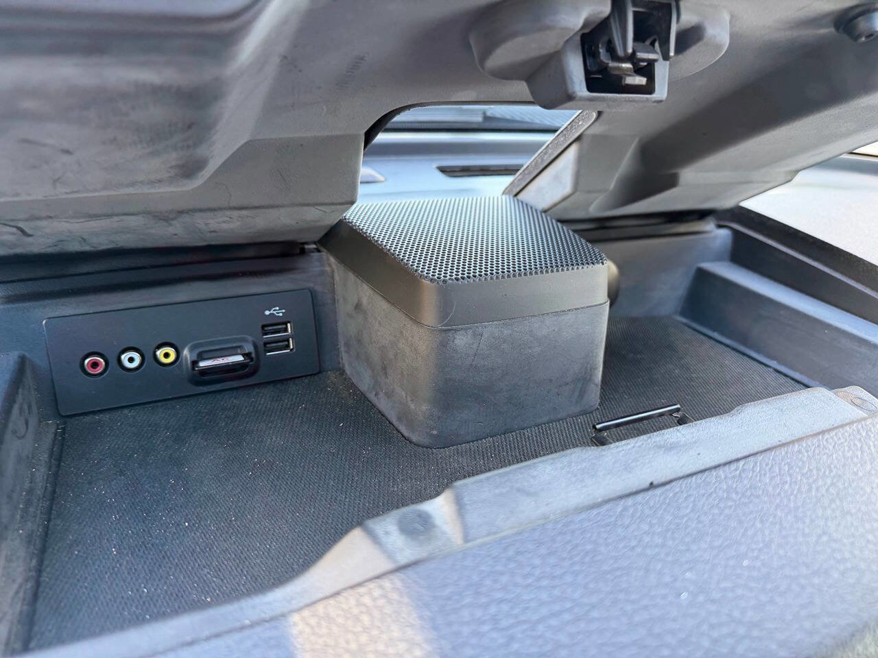 Used 2016 Ford F250 Lariat w/ Lariat Ultimate Package image 35