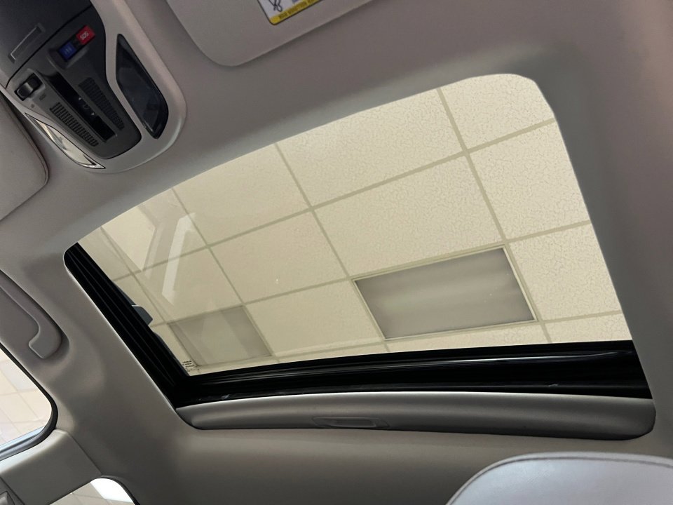 Used 2023 Subaru Outback Limited image 24