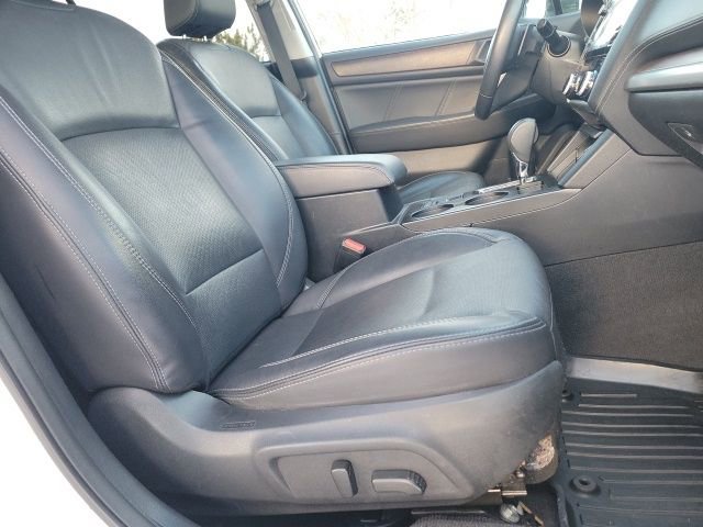 Used 2018 Subaru Outback 2.5i Limited image 17