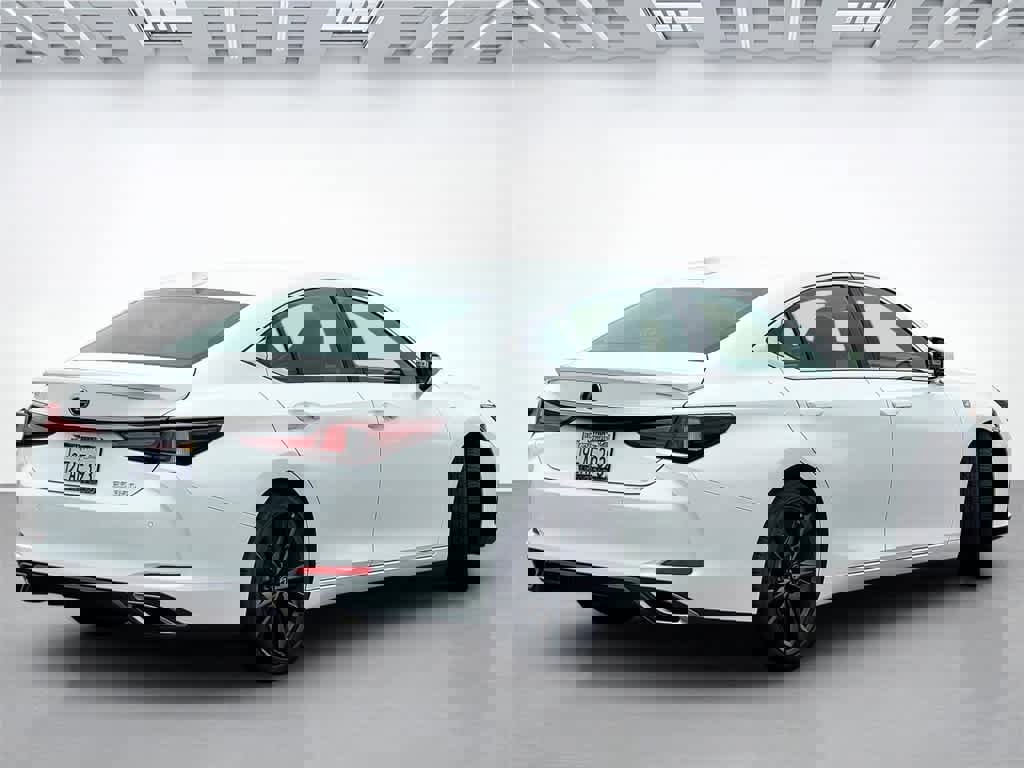 Used 2023 Lexus ES 350 F Sport image 6