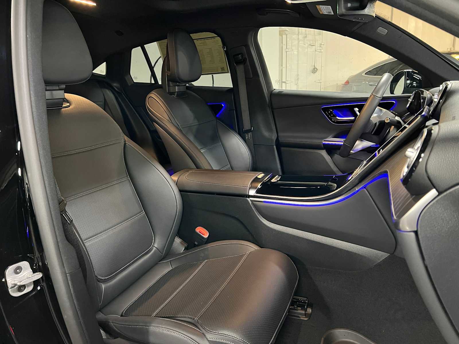 Certified 2025 Mercedes-Benz GLC 300 4MATIC image 13