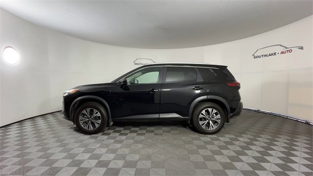 Used 2023 Nissan Rogue SV w/ SV Premium Package image 5