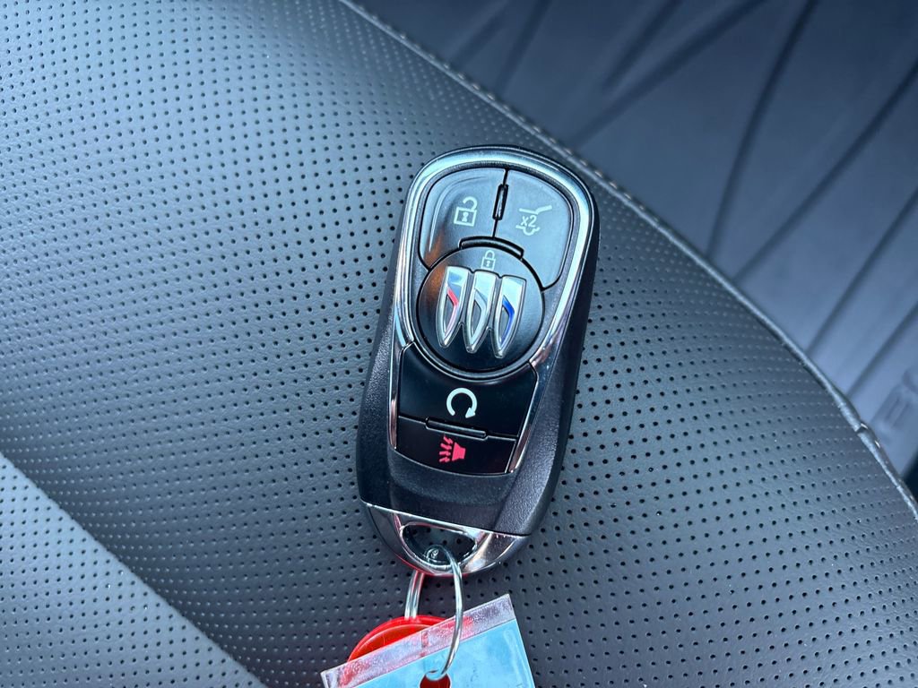 New 2026 Buick Envista Avenir image 40