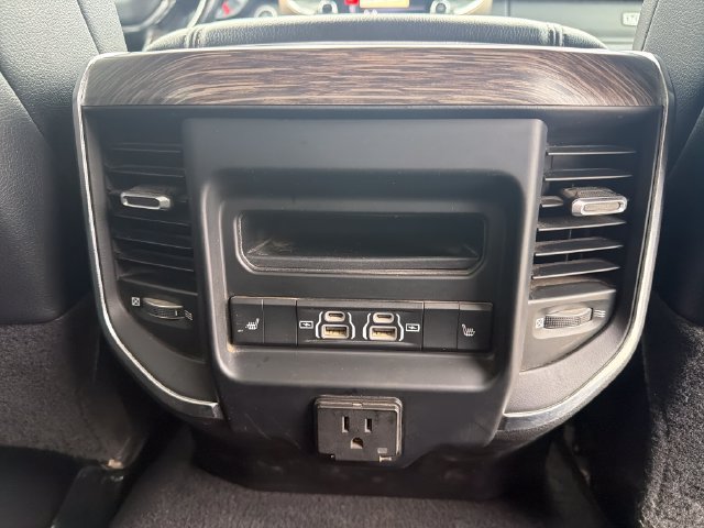 Used 2021 RAM 3500 Laramie AWD/4WD image 35