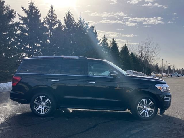 Used 2024 Ford Expedition Limited image 26