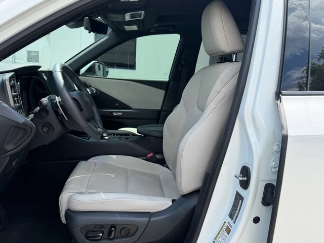 Used 2024 Lexus TX 350 FWD w/ Technology Package image 12