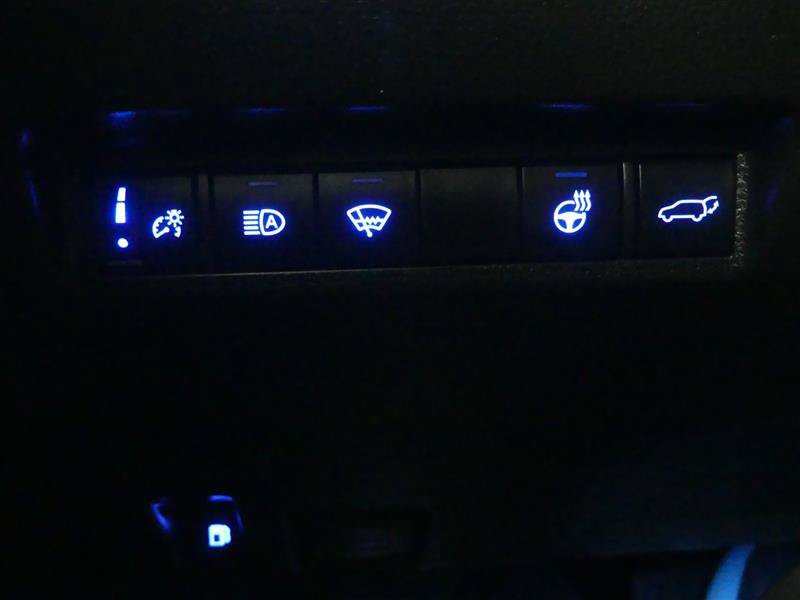 Used 2021 Toyota RAV4 XSE AWD/4WD image 19