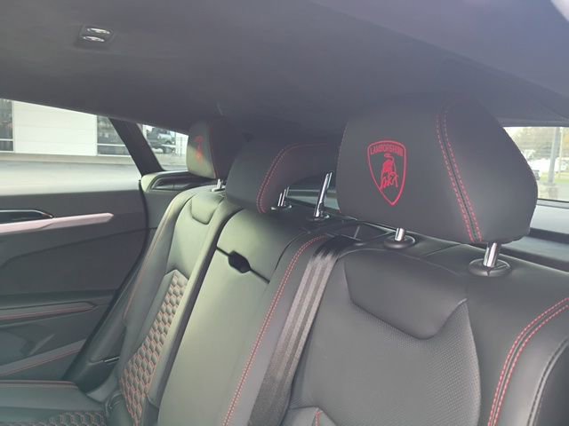 Used 2020 Lamborghini Urus image 19