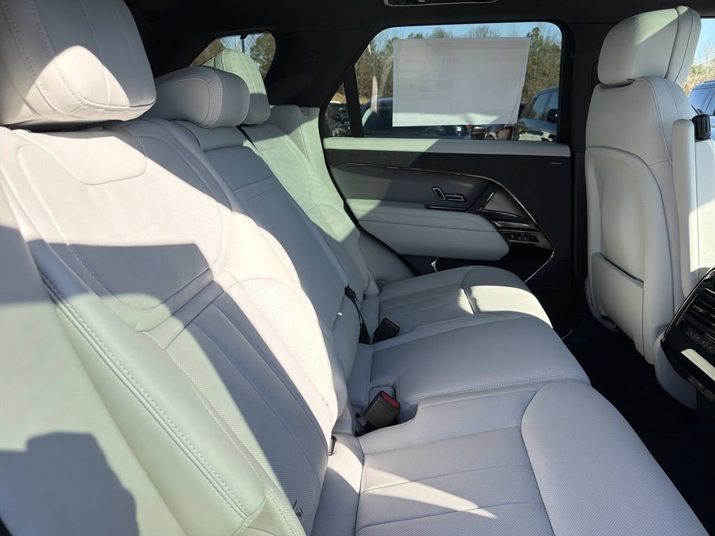 New 2026 Land Rover Range Rover Sport SE image 16