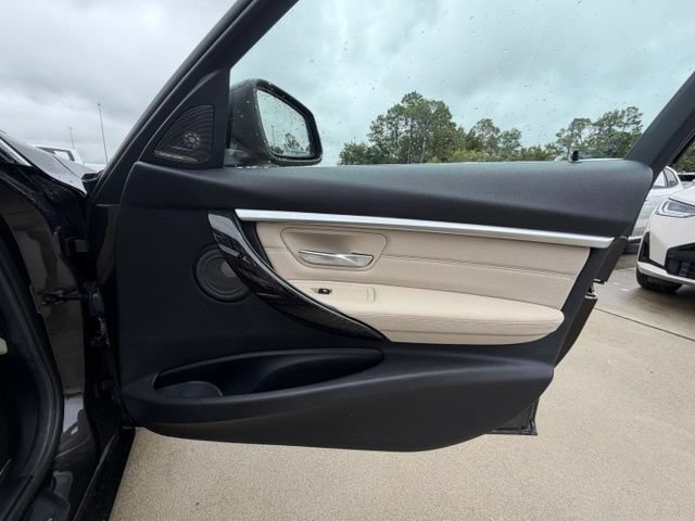 Used 2016 BMW 340i Sedan RWD image 35