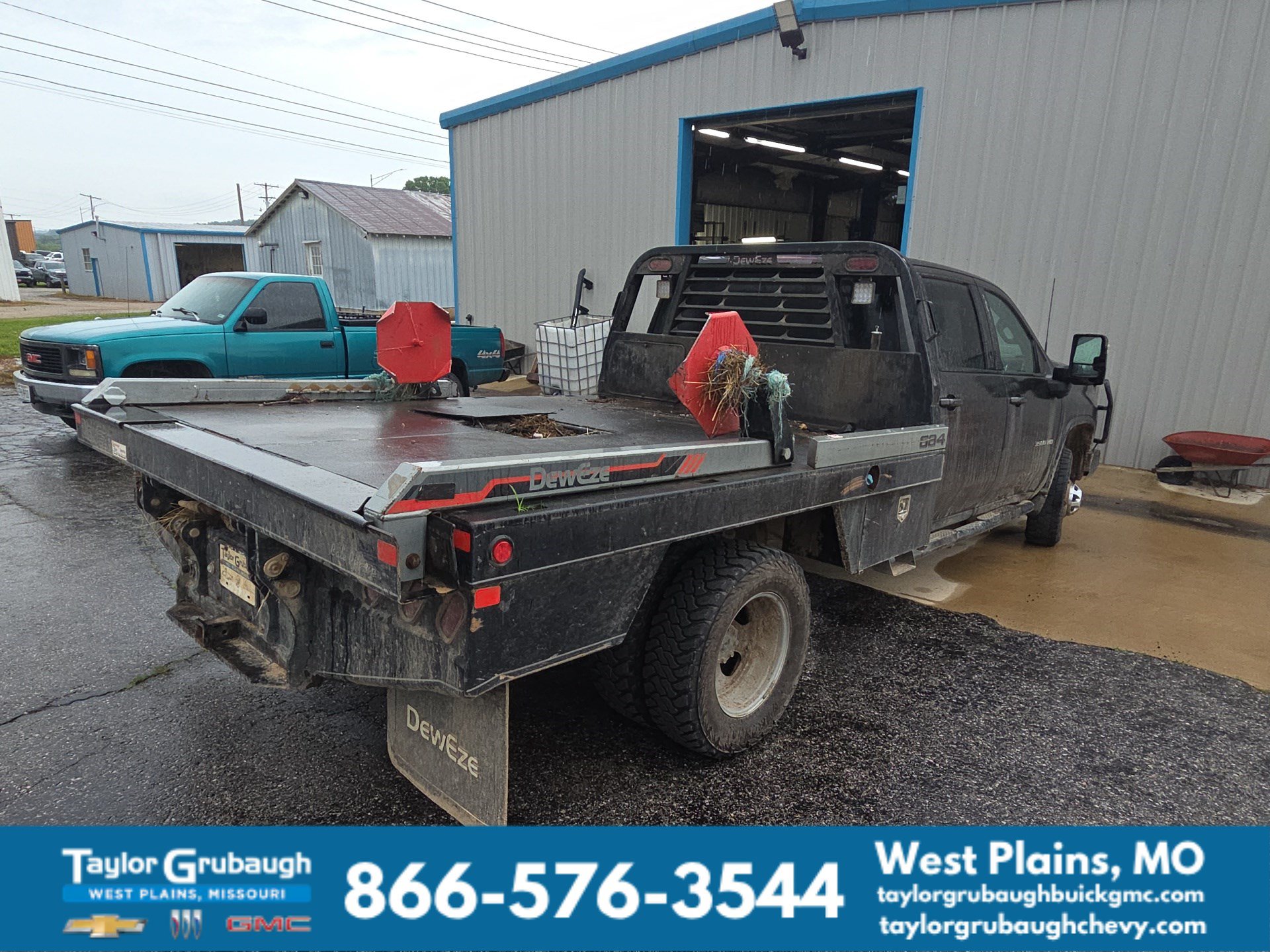 Used 2021 Chevrolet Silverado 3500 LT w/ Remote Start Package AWD/4WD image 6