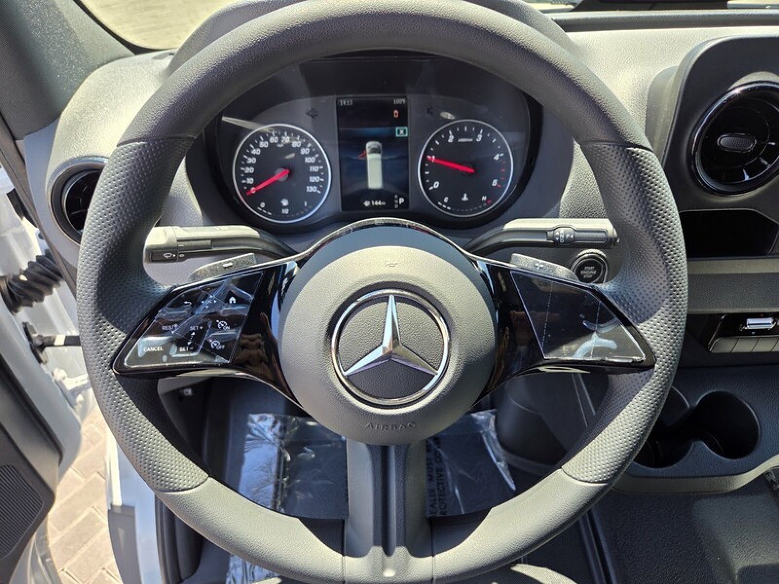 New 2026 Mercedes-Benz Sprinter 2500 image 24