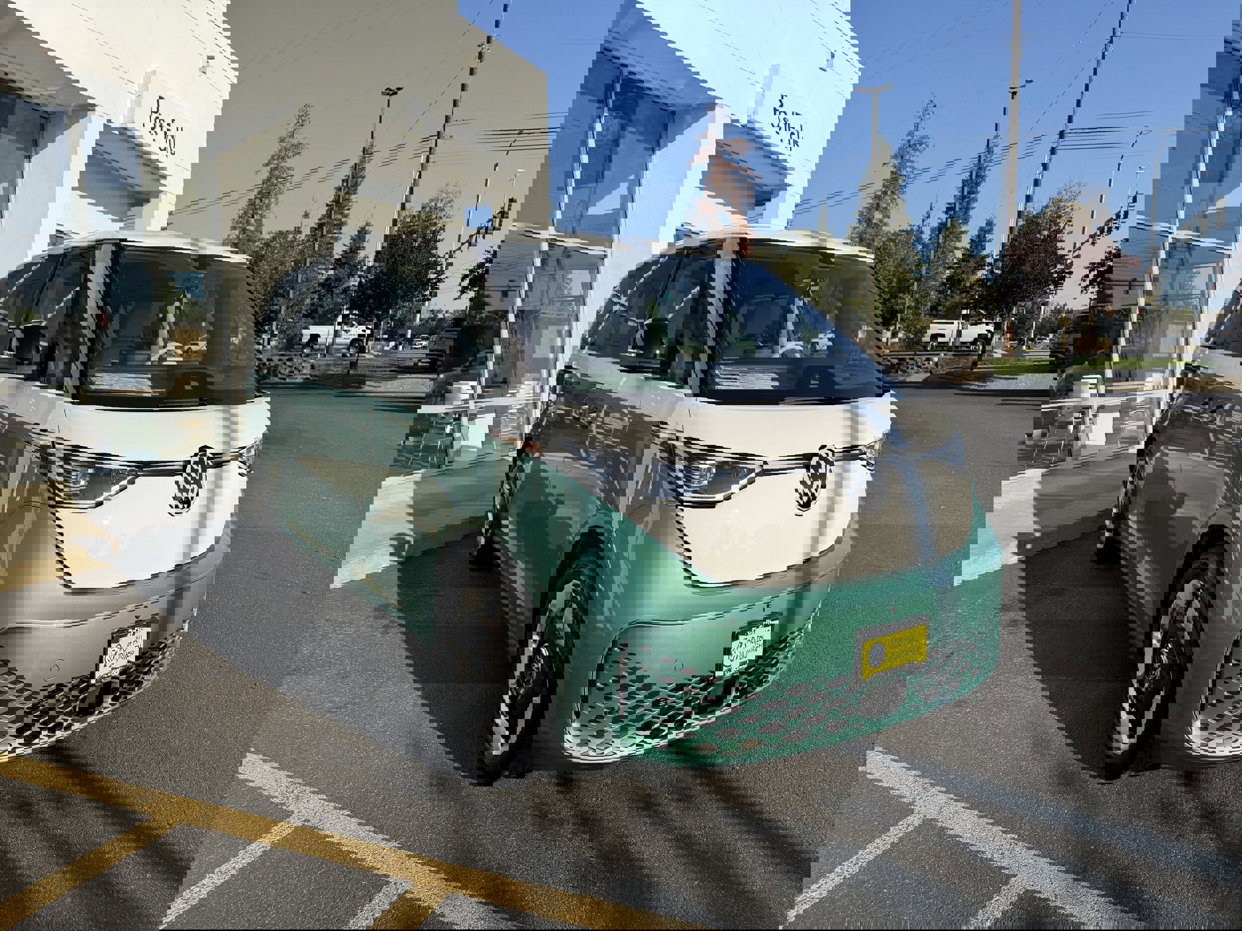 New 2025 Volkswagen ID. Buzz Pro S Plus image 3