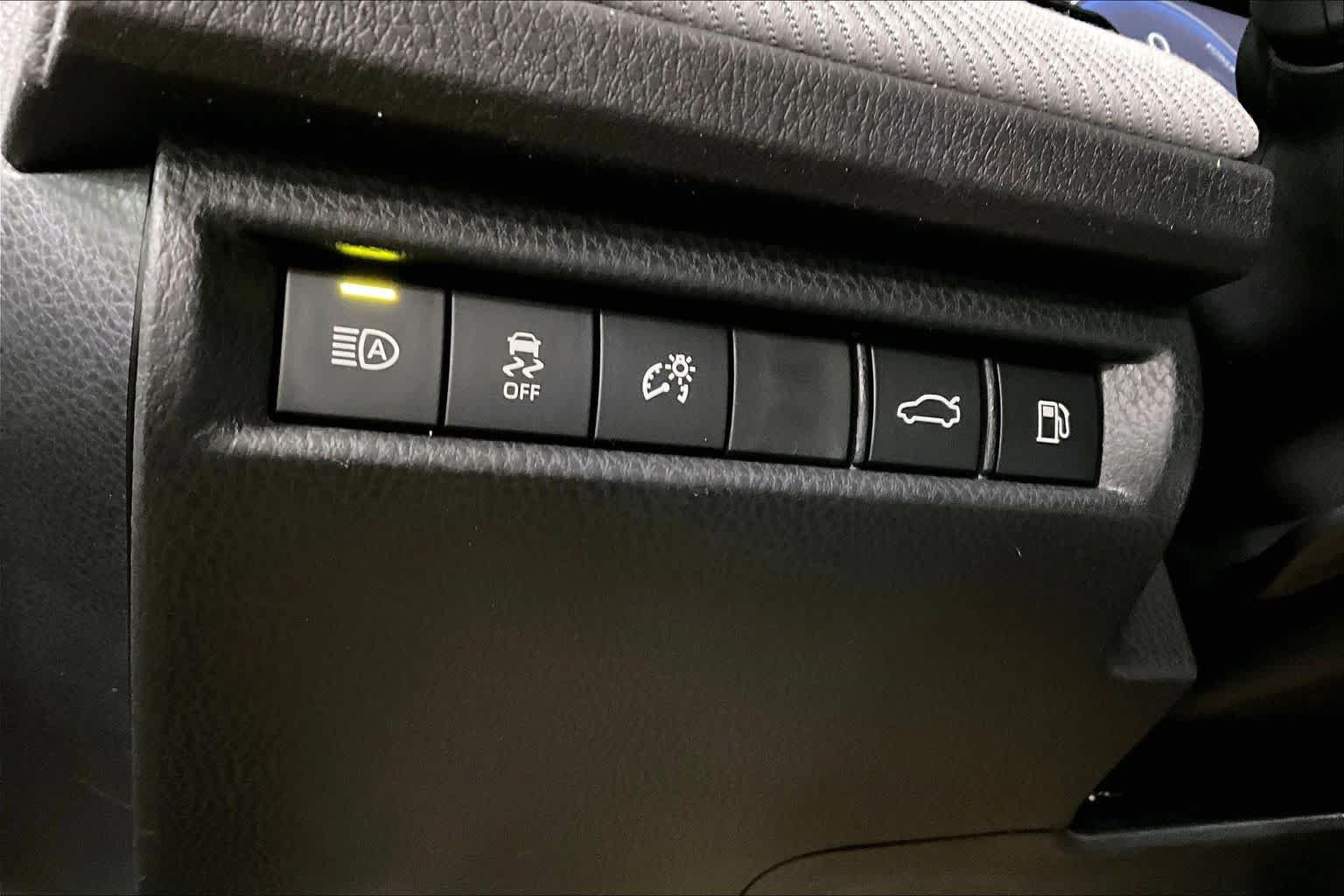New 2026 Toyota Camry SE AWD/4WD image 19