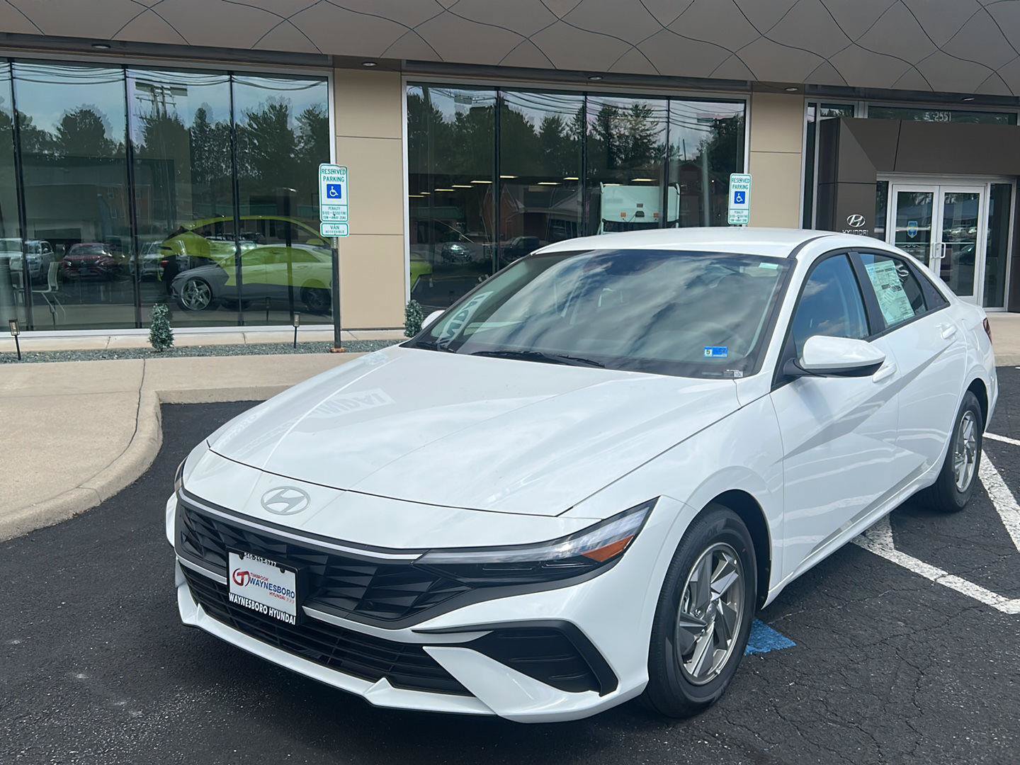 New 2026 Hyundai Elantra SE