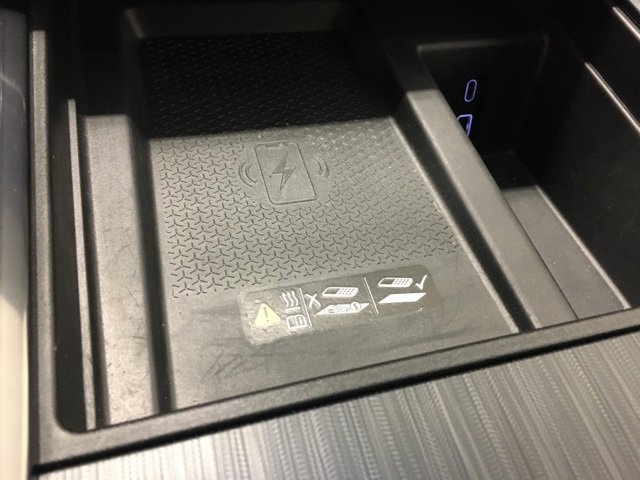 Used 2024 GMC Acadia AT4 w/ LPO, Floor Liner Package image 26