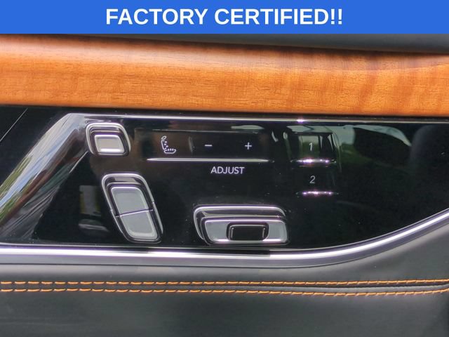 Certified 2024 Jeep Grand Wagoneer Series III AWD/4WD image 17