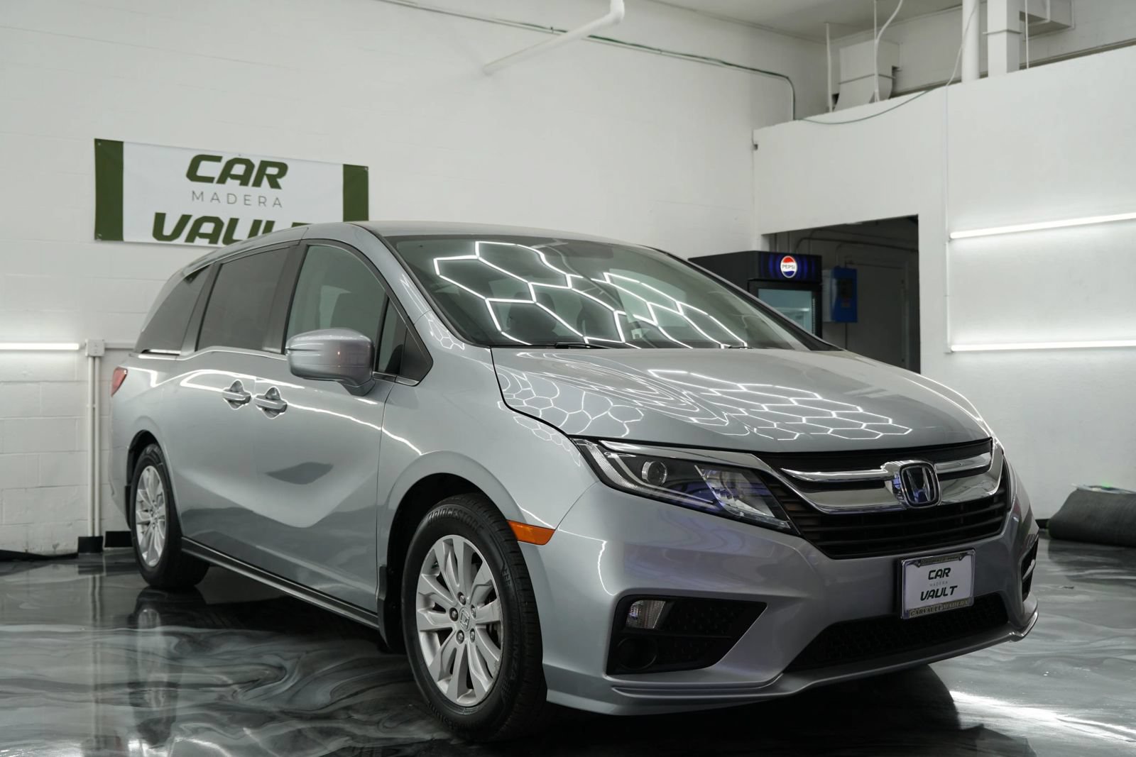 Used 2019 Honda Odyssey LX image 4