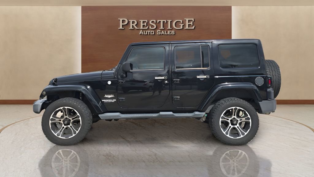 Used 2013 Jeep Wrangler Unlimited Sahara w/ Connectivity Group image 4