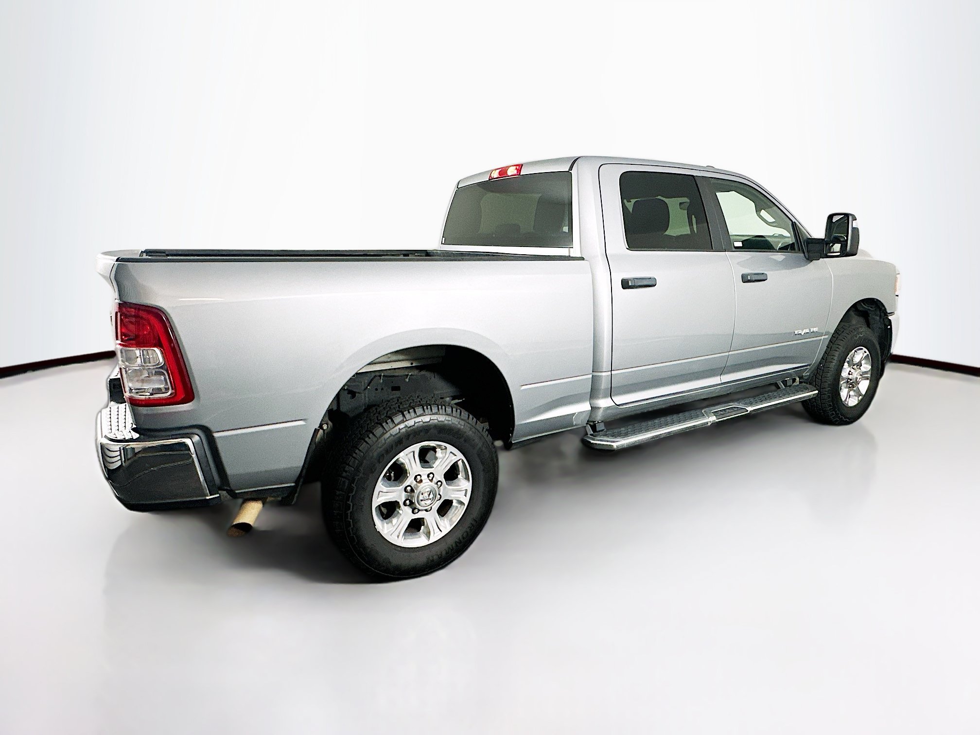 Used 2023 RAM 2500 Big Horn w/ Level 1 Equipment Group AWD/4WD image 9